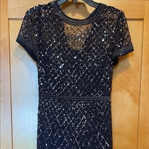 ADRIANNA PAPELL Cap Sleeve Beaded Gown in Navy